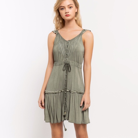 Olive ruffly dress with buttons - Picture 1 of 5